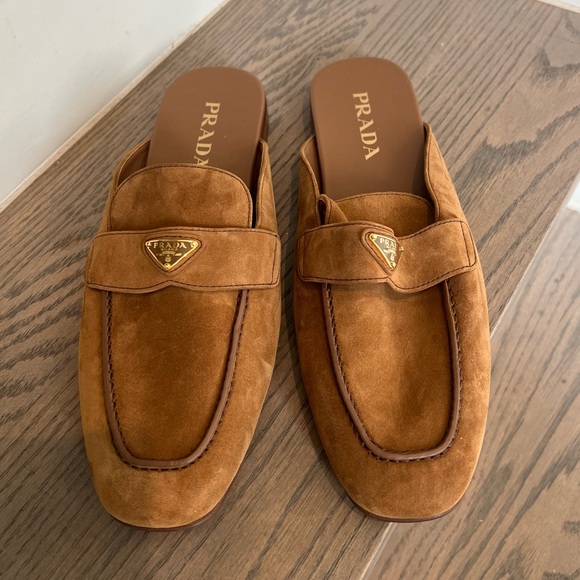 New Prada Logo Suede Loafer Mules in Cognac Brown - Picture 3 of 6